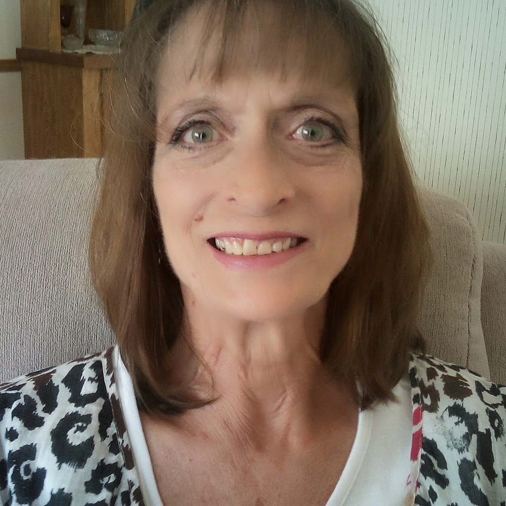 Meet your Posher, Laurie